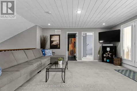 3321 Beach Club Boulevard Severn (west Shore) ON L3V 0E1