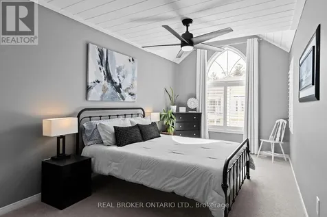 3321 Beach Club Boulevard Severn (west Shore) ON L3V 0E1