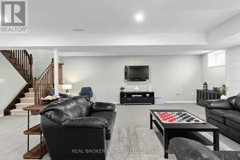 3321 Beach Club Boulevard Severn (west Shore) ON L3V 0E1