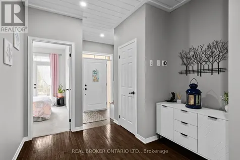 3321 Beach Club Boulevard Severn (west Shore) ON L3V 0E1
