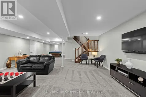 3321 Beach Club Boulevard Severn (west Shore) ON L3V 0E1
