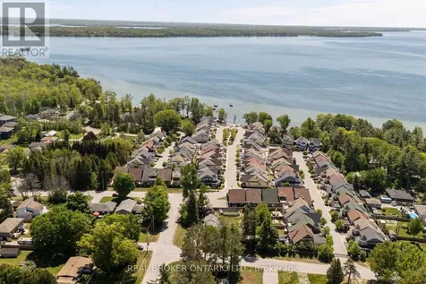 3321 Beach Club Boulevard Severn (west Shore) ON L3V 0E1