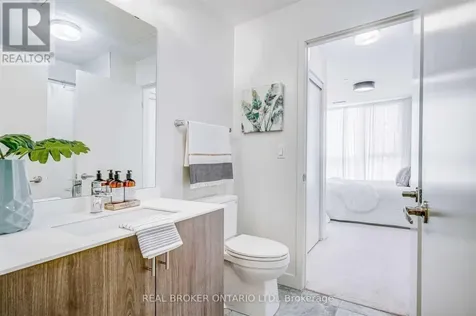 168 Sabina Drive Oakville (go Glenorchy) ON L6H 0W5
