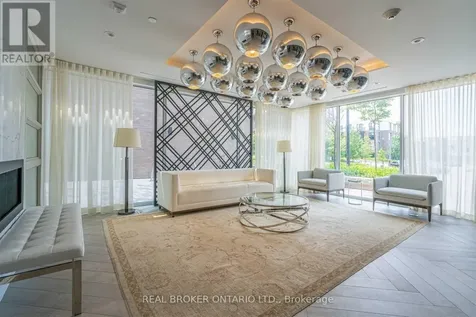 168 Sabina Drive Oakville (go Glenorchy) ON L6H 0W5