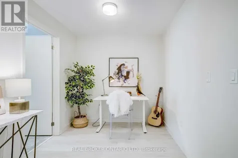168 Sabina Drive Oakville (go Glenorchy) ON L6H 0W5