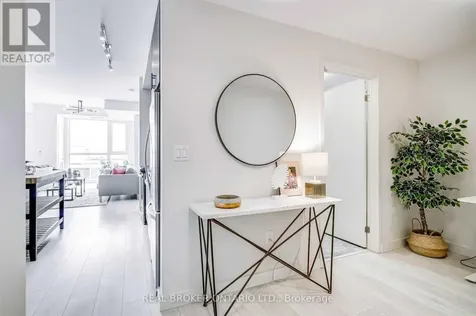168 Sabina Drive Oakville (go Glenorchy) ON L6H 0W5