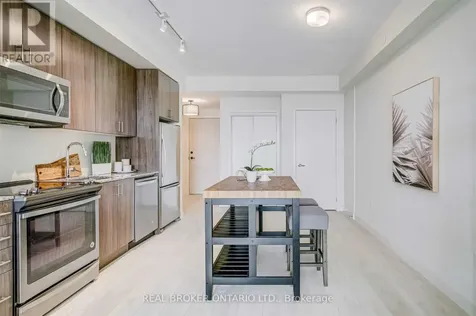 168 Sabina Drive Oakville (go Glenorchy) ON L6H 0W5