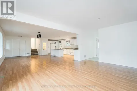 7 Whipps Court Collingwood ON L9Y 4B7