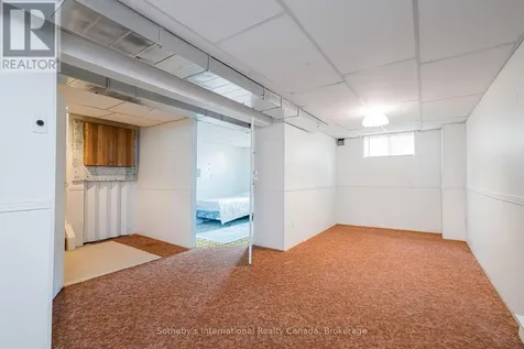7 Whipps Court Collingwood ON L9Y 4B7