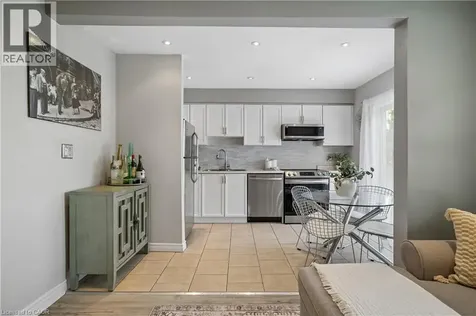39 Pinewoods Drive Stoney Creek ON L8J 3Z4