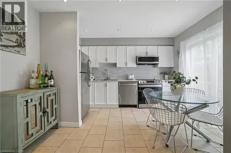 39 Pinewoods Drive Stoney Creek ON L8J 3Z4