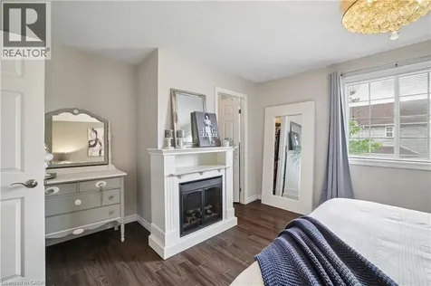 39 Pinewoods Drive Stoney Creek ON L8J 3Z4