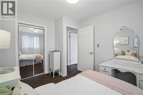 39 Pinewoods Drive Stoney Creek ON L8J 3Z4