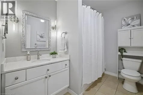 39 Pinewoods Drive Stoney Creek ON L8J 3Z4