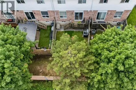 39 Pinewoods Drive Stoney Creek ON L8J 3Z4
