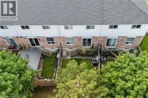 39 Pinewoods Drive Stoney Creek ON L8J 3Z4