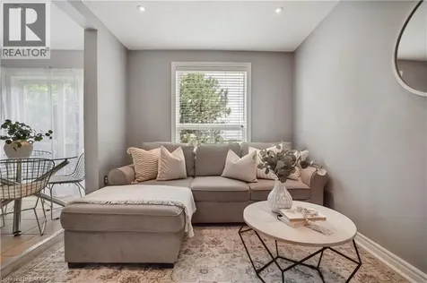 39 Pinewoods Drive Stoney Creek ON L8J 3Z4