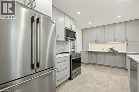 417 Meadowhill Road Burlington ON L7L 3L5