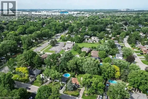 417 Meadowhill Road Burlington ON L7L 3L5
