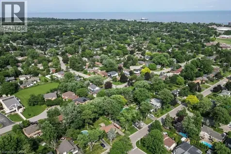 417 Meadowhill Road Burlington ON L7L 3L5