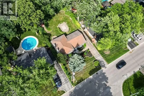 417 Meadowhill Road Burlington ON L7L 3L5