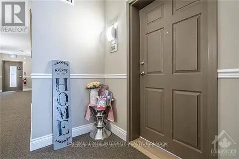 310 Jatoba Private Ottawa ON K2V 0E7