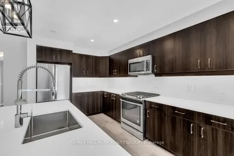 600 Parade Drive Ottawa ON K2S 0Y5