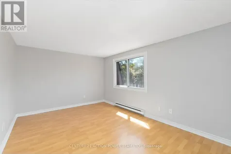 3103 Armada Avenue Ottawa ON K1T 1T6
