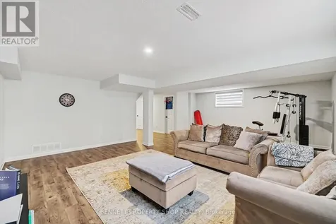 95 Russet Terrace Ottawa ON K2J 6E8