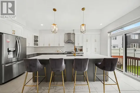 95 Russet Terrace Ottawa ON K2J 6E8