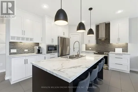 304 Andalusian Crescent Ottawa ON K2V 0C2