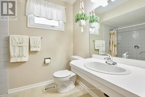 2159 Monson Crescent Ottawa ON K1J 6A7