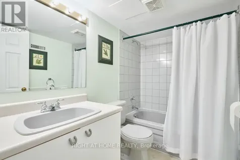 2159 Monson Crescent Ottawa ON K1J 6A7