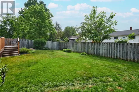2159 Monson Crescent Ottawa ON K1J 6A7