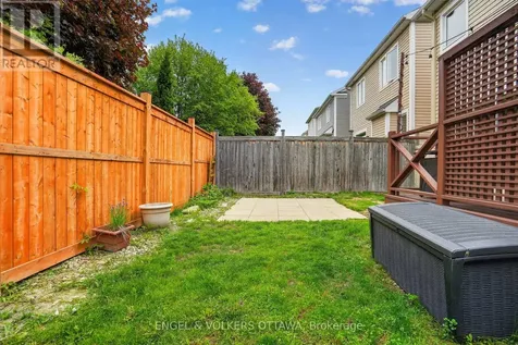 166 Lily Pond Street Ottawa ON K2M 0J5