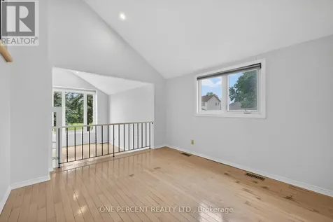6343 Mattice Avenue Ottawa ON K1C 2G1