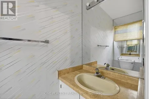 6343 Mattice Avenue Ottawa ON K1C 2G1
