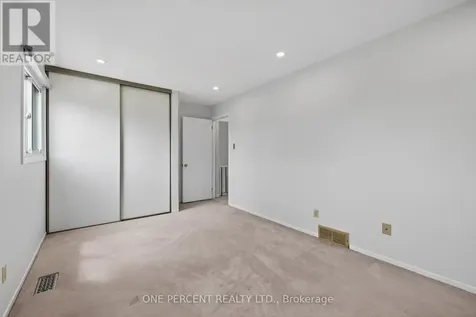 6343 Mattice Avenue Ottawa ON K1C 2G1