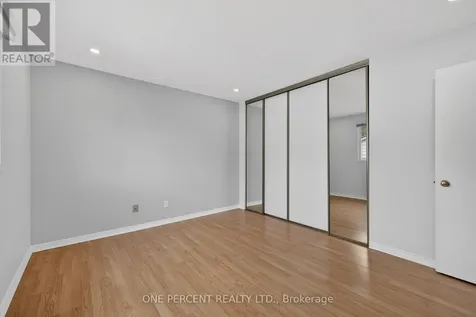 6343 Mattice Avenue Ottawa ON K1C 2G1