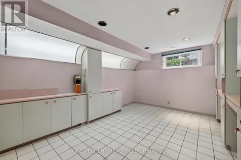 6343 Mattice Avenue Ottawa ON K1C 2G1