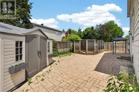 6343 Mattice Avenue Ottawa ON K1C 2G1