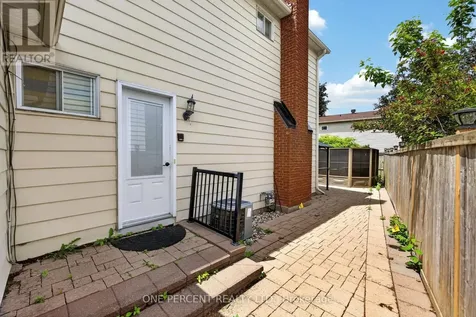 6343 Mattice Avenue Ottawa ON K1C 2G1