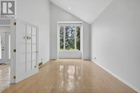 6343 Mattice Avenue Ottawa ON K1C 2G1