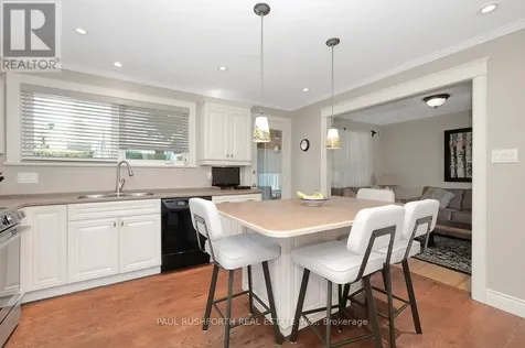 2189 Emard Crescent Ottawa ON K1J 6K5