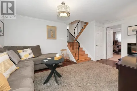 2189 Emard Crescent Ottawa ON K1J 6K5