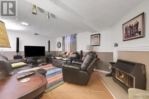 2189 Emard Crescent Ottawa ON K1J 6K5