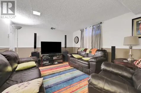 2189 Emard Crescent Ottawa ON K1J 6K5