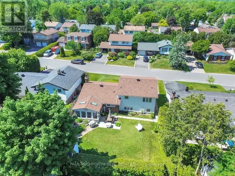 2189 Emard Crescent Ottawa ON K1J 6K5