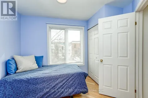 158 Rochester Street Ottawa ON K1R 7M4