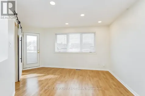 158 Rochester Street Ottawa ON K1R 7M4